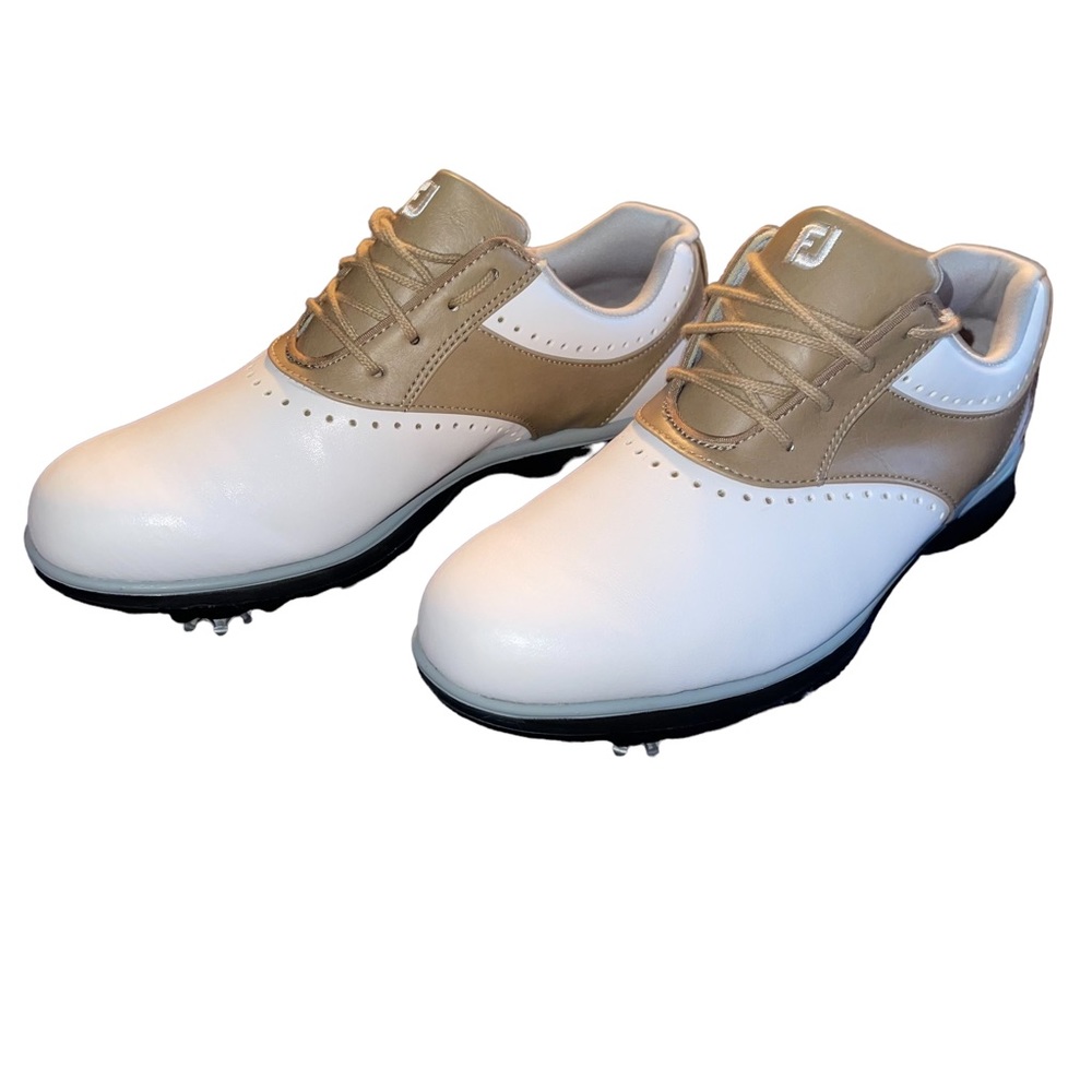 NWOT FootJoy eMerge Women’s Senior Sz 7M Cleated Swept Gold Shoe Tan White